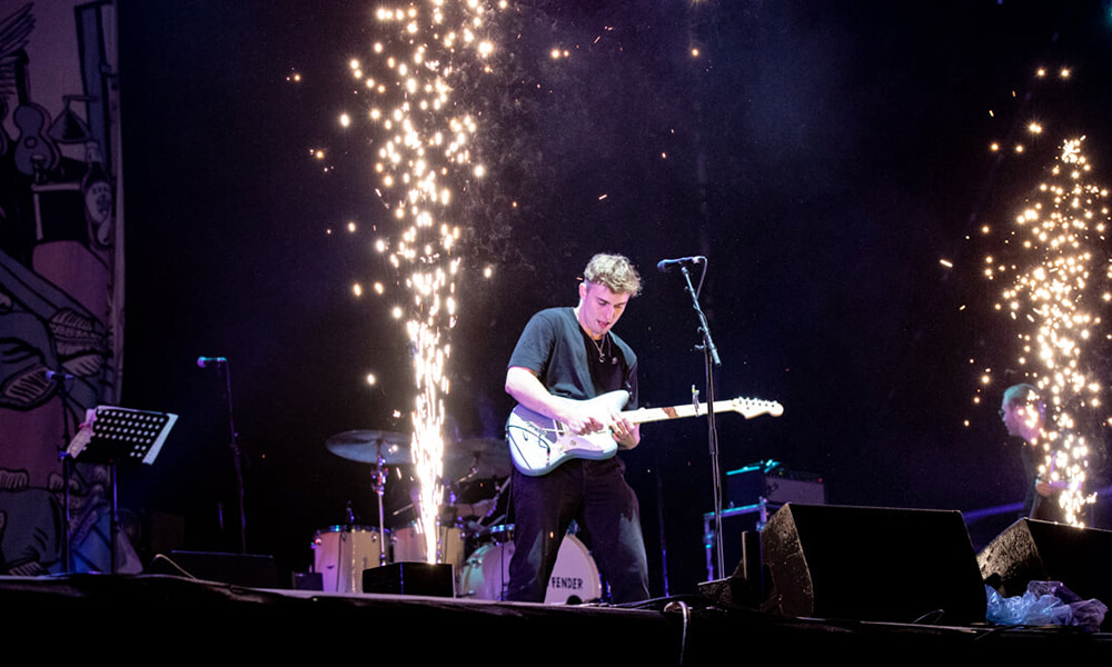 Sam Feder Singer SAM FENDER - SOCIALLY DISTANCED CONCERT - Dynamite FX